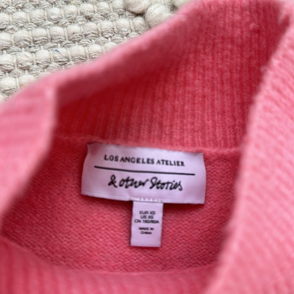 & other stories pink mock neck sweater - Picture 2 of 3